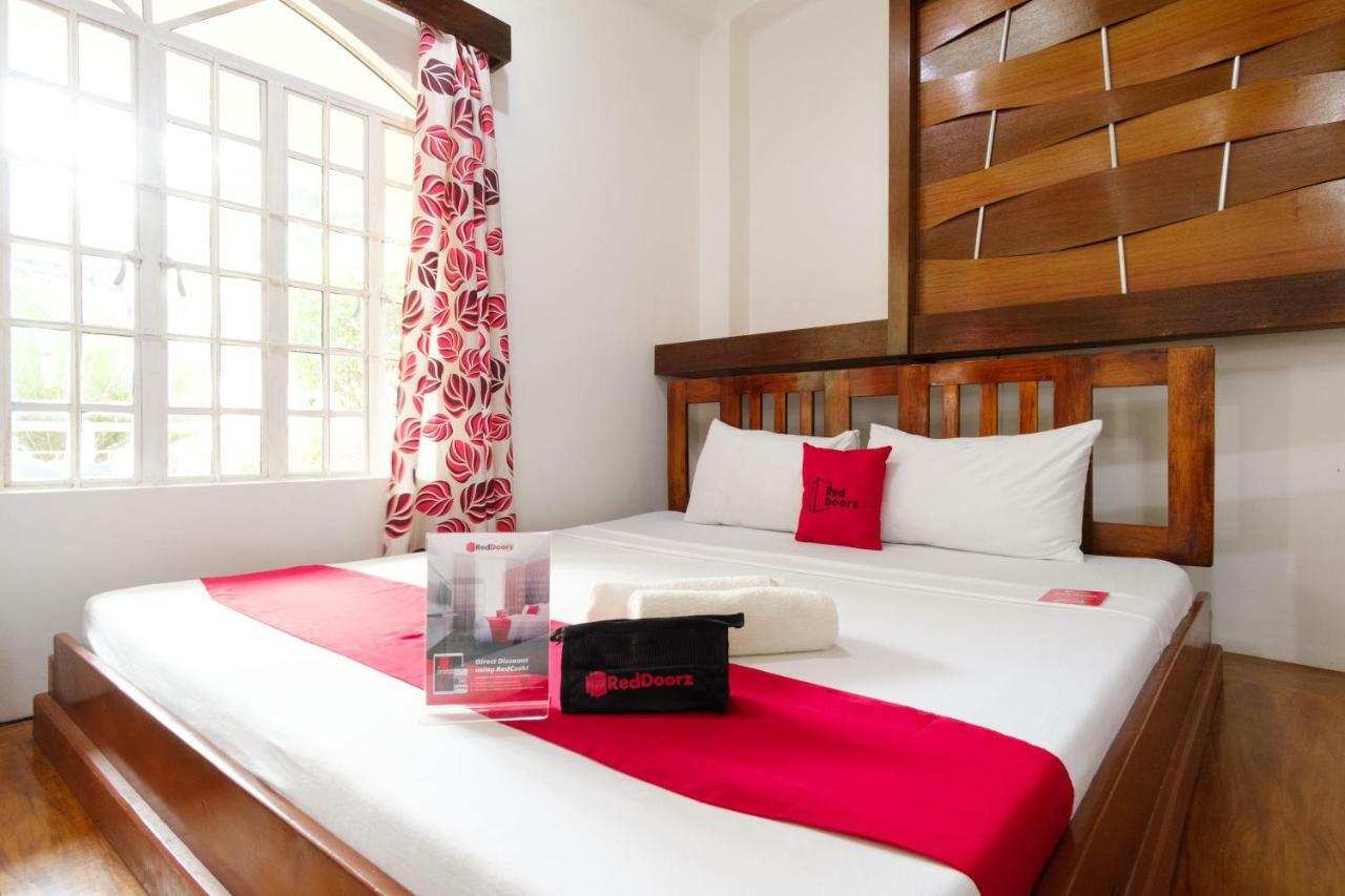 Reddoorz Premium @ Abueg Road Extension Puerto Princesa Dış mekan fotoğraf