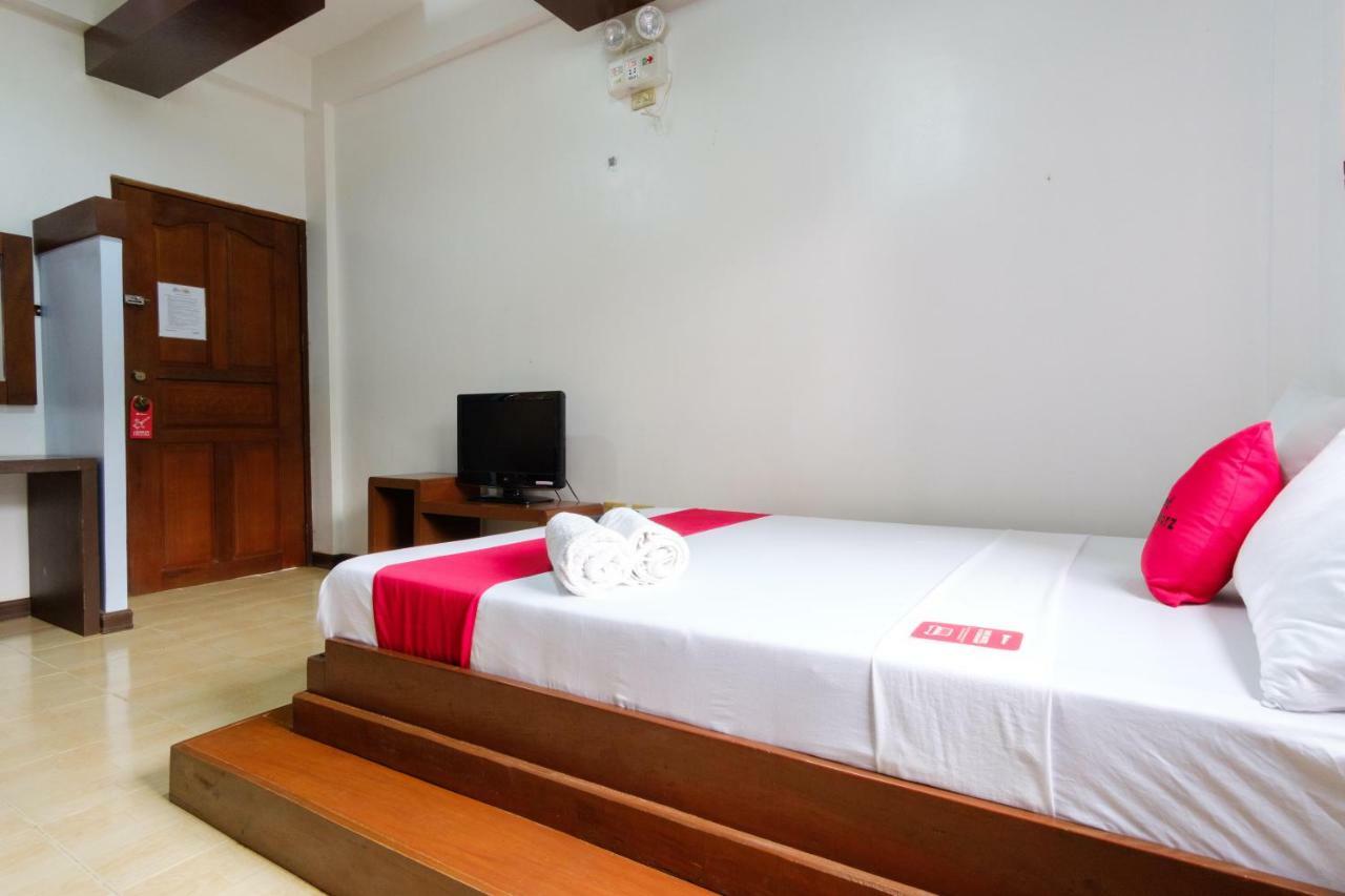 Reddoorz Premium @ Abueg Road Extension Puerto Princesa Dış mekan fotoğraf