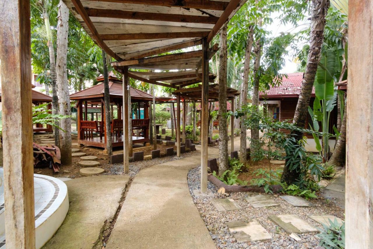 Reddoorz Premium @ Abueg Road Extension Puerto Princesa Dış mekan fotoğraf